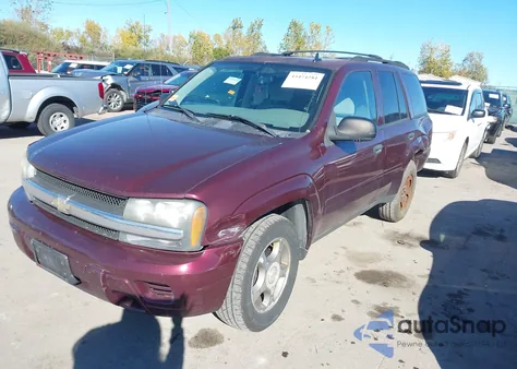 2007 Chevrolet Trailblazer Ls из США, поврежденный, VIN 1GNDT13S972286089